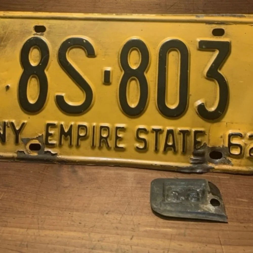 Vintage 1962 NY EMPIRE STATE License Plate 8S- 803 W/ 63 Tag